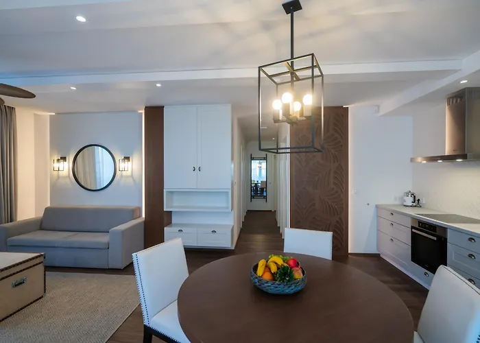 Balaroyal Apartment