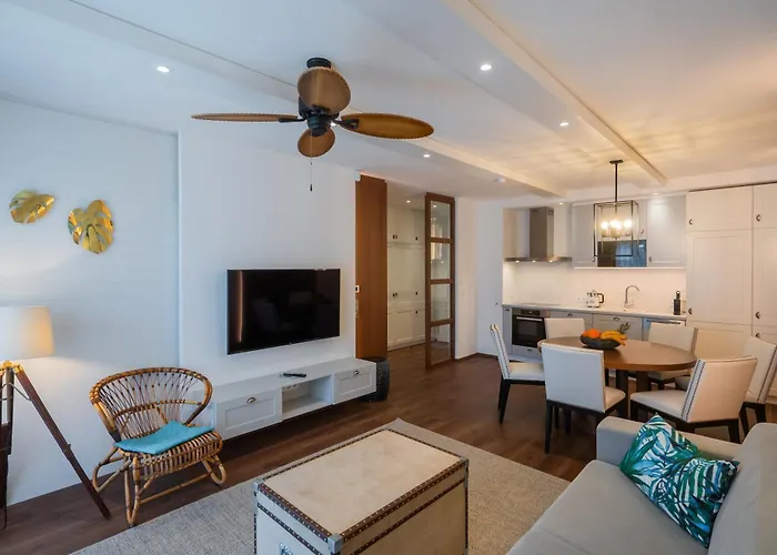 Balaroyal Apartment