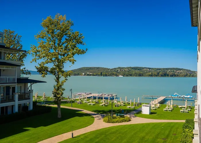 Apartment Balaroyal Szantod