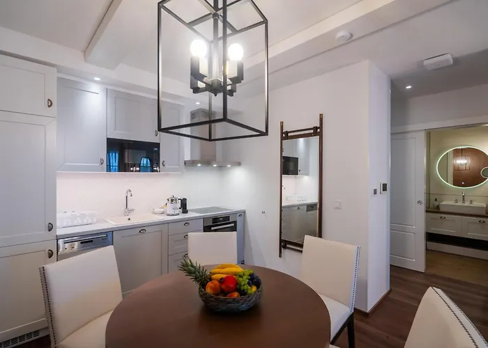 Balaroyal Apartment Szantod