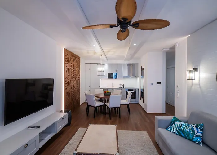 Balaroyal Apartment